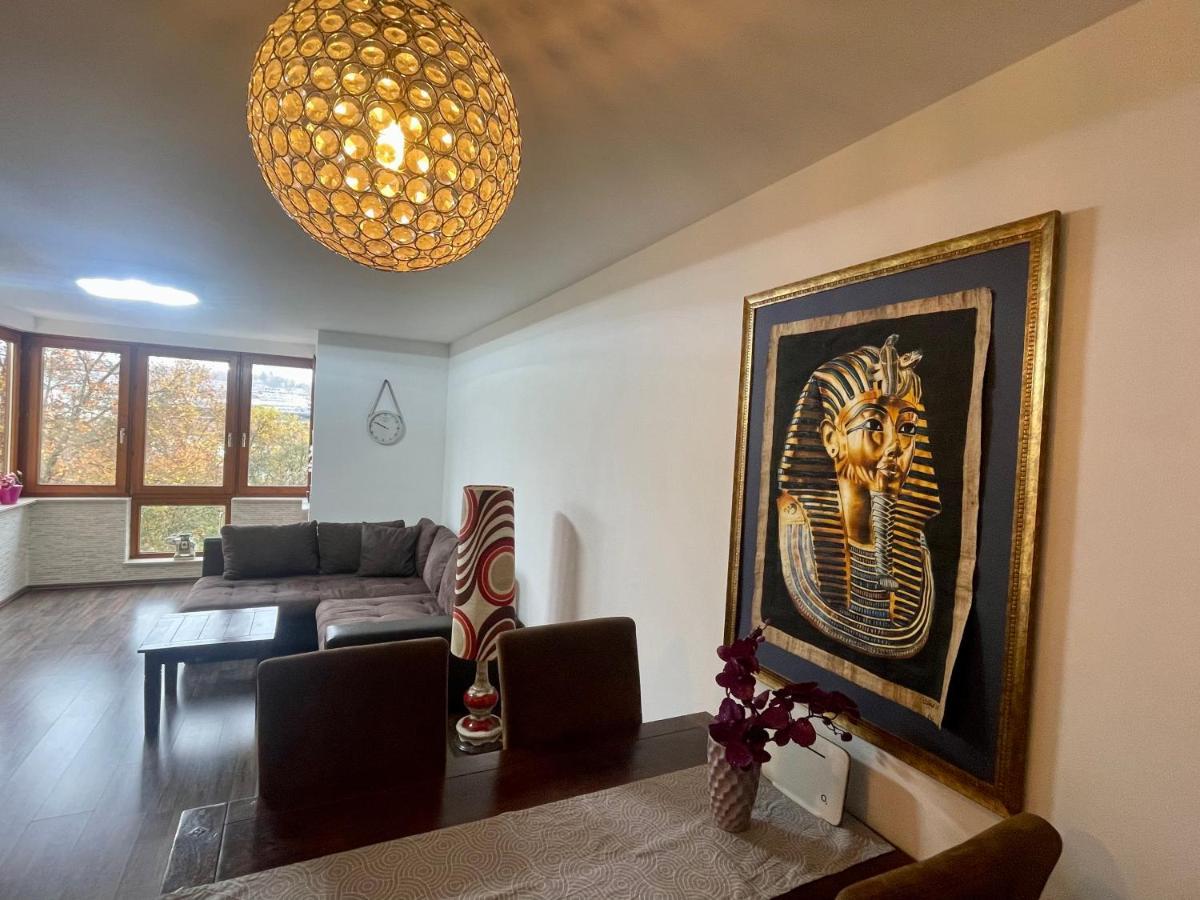 Wunderschoenes Apartment In Der Goldstadt Пфорцхайм Экстерьер фото