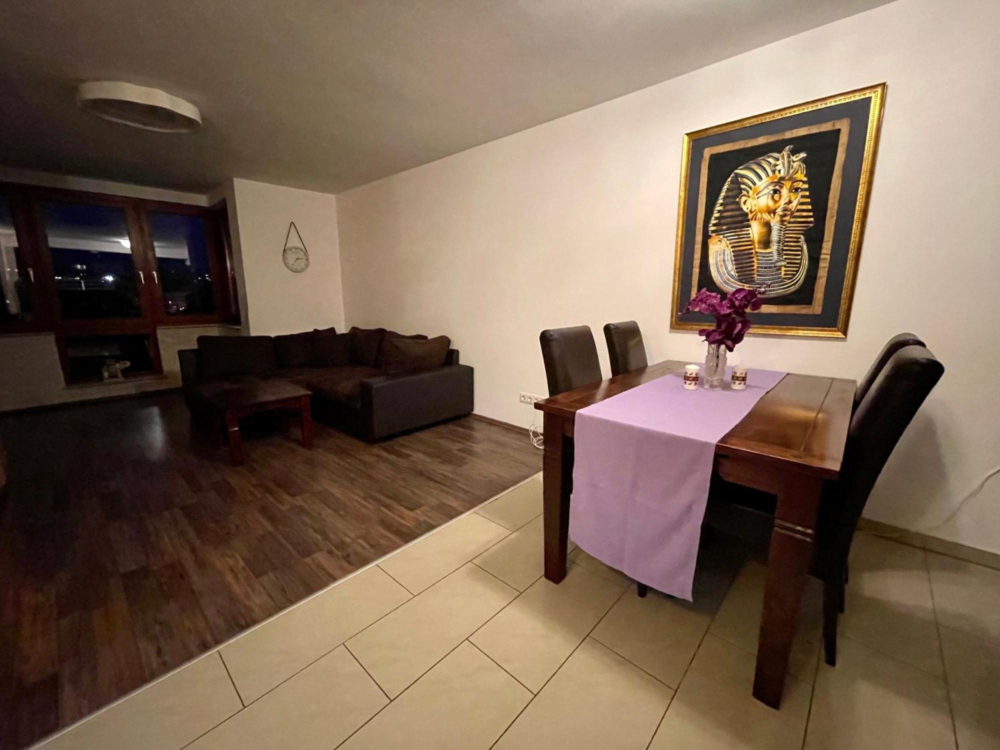 Wunderschoenes Apartment In Der Goldstadt Пфорцхайм Экстерьер фото