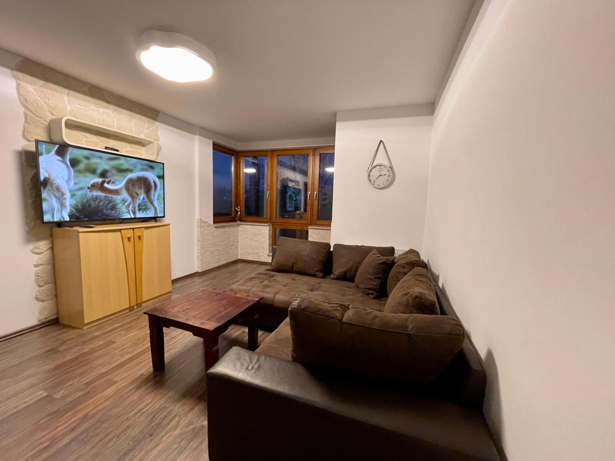 Wunderschoenes Apartment In Der Goldstadt Пфорцхайм Экстерьер фото