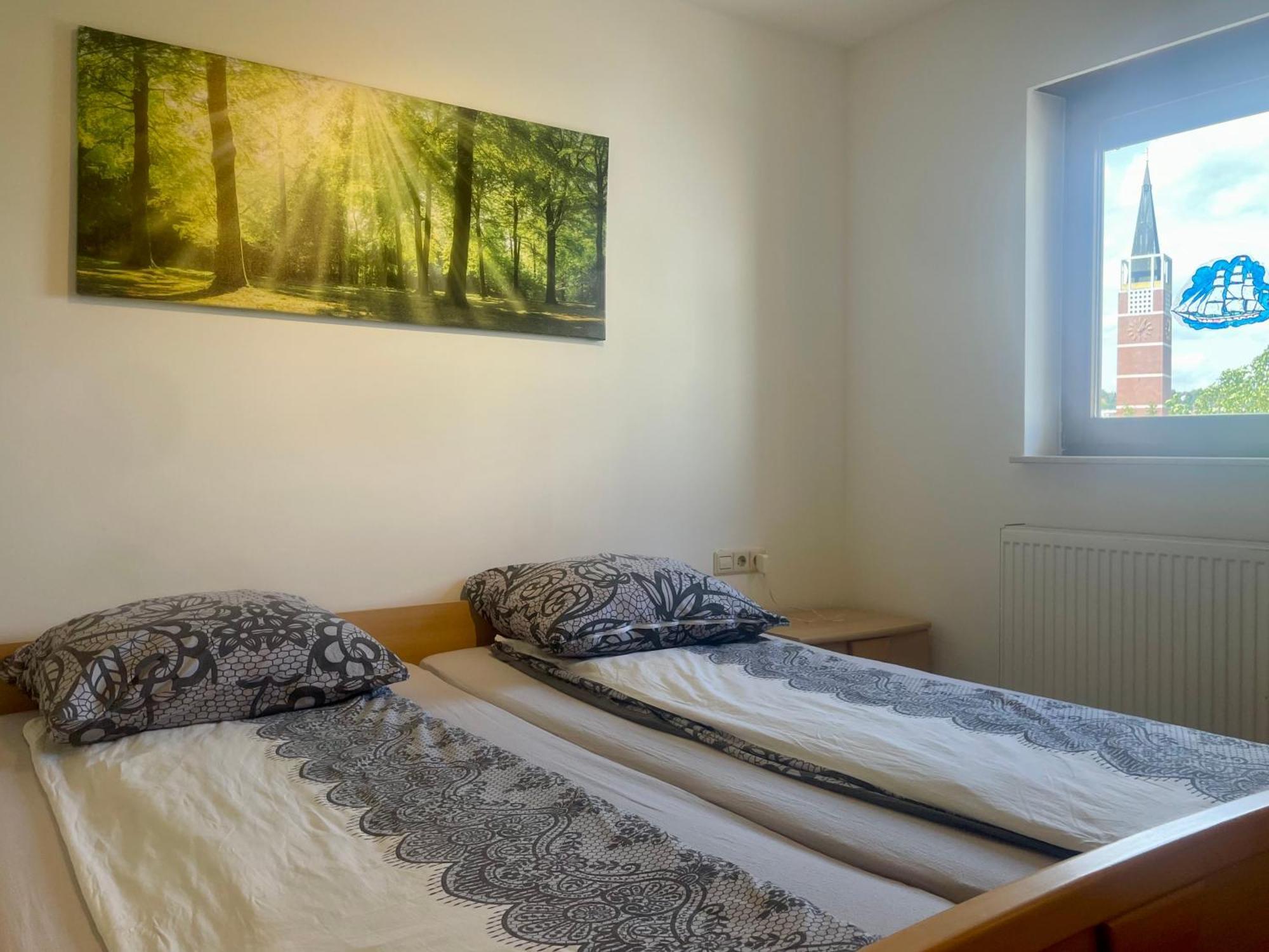 Wunderschoenes Apartment In Der Goldstadt Пфорцхайм Экстерьер фото